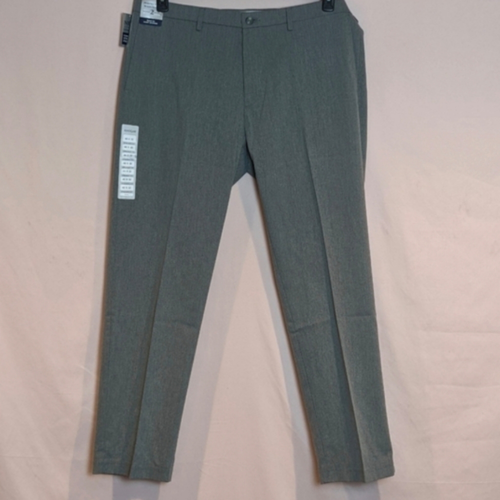Haggar Straight Fit Stretchy Twill Heather Gray Pants size 40x32